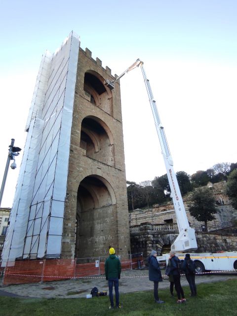 Indagini diagnostiche sui tiranti metallici e sulle orditure lignee della Torre di San Niccolò a Firenze Indagini diagnostiche sui tiranti metallici e sulle orditure lignee della Torre di San Niccolò a Firenze