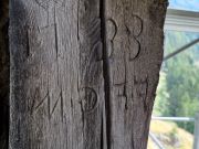 Una data incisa sul castello campanario: “1733” Una data incisa sul castello campanario: “1733”