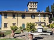 Esterno laterale villa Esterno laterale villa