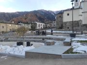 Nuova piazza a Sernio (SO) Nuova piazza a Sernio (SO)
